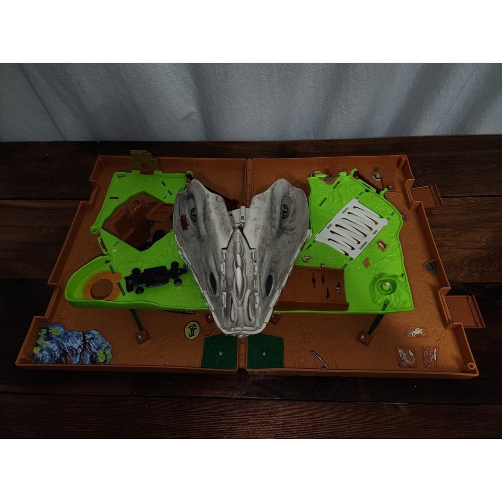 Matchbox Snake Jungle Dinosaur Crate Play set Vintage
